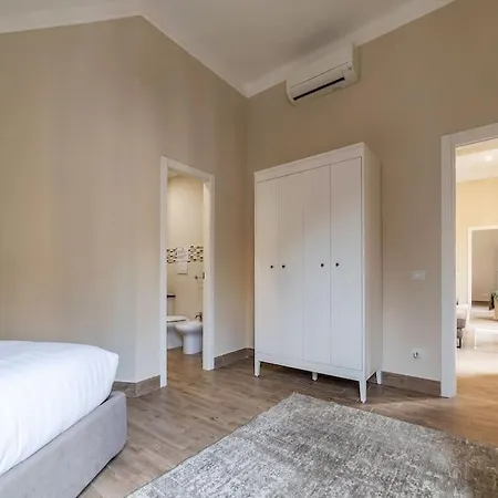 Merulana Bright Apartment *