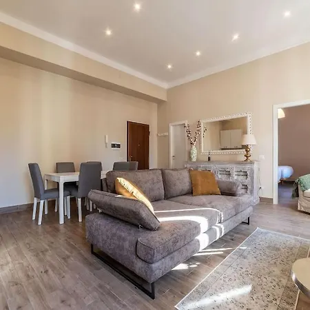Merulana Bright Apartment Rome